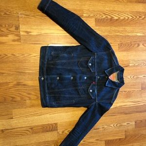 Levi’s trucker denim jacket